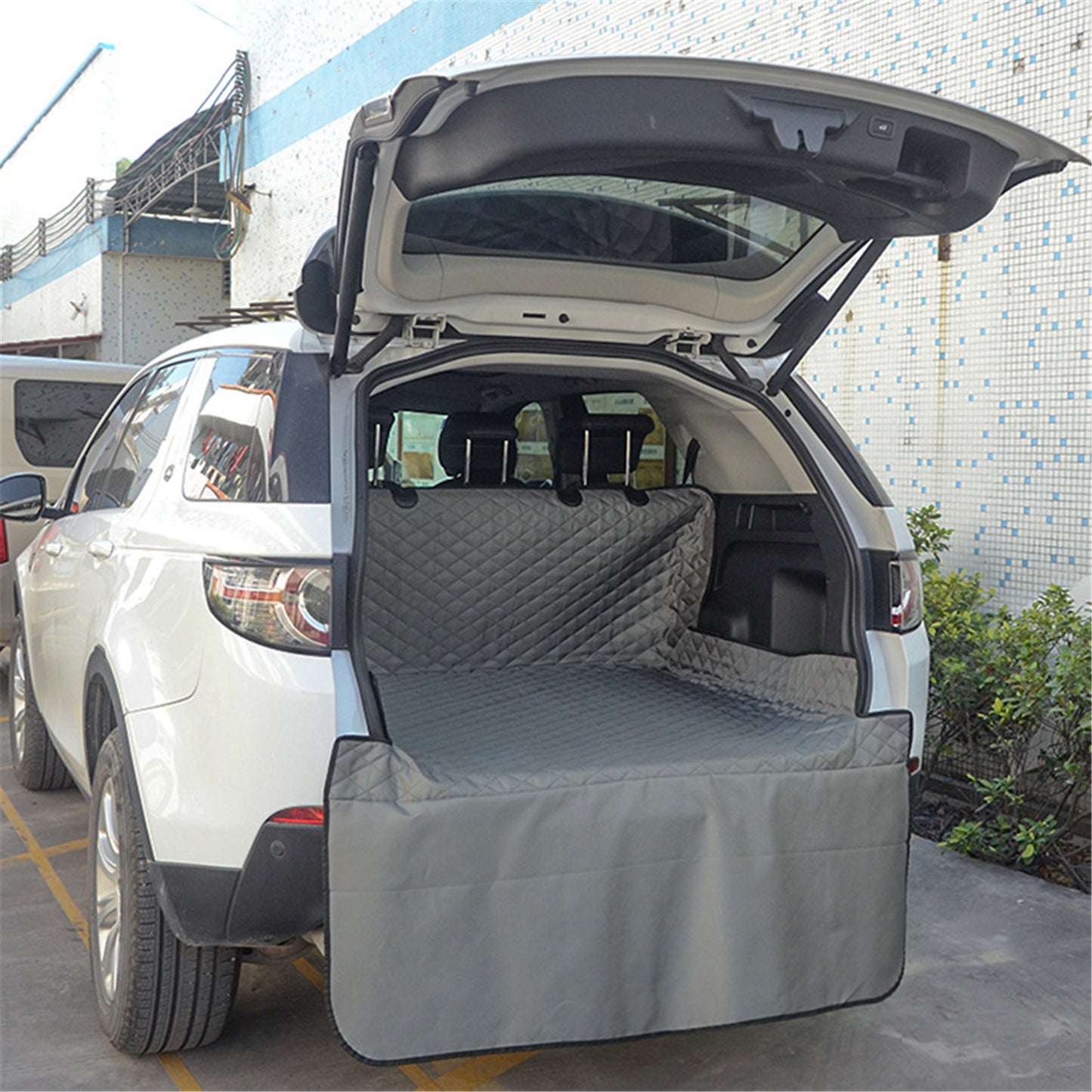 Pet Mate - Trunk Car